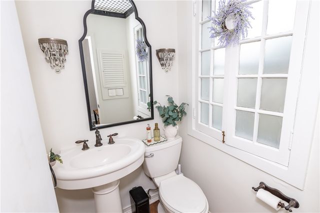 25 Aberdeen Avenue, Oakwood, OH 45419