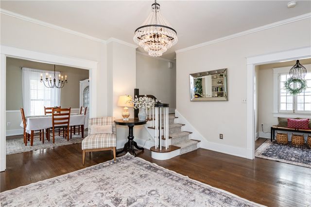 25 Aberdeen Avenue, Oakwood, OH 45419