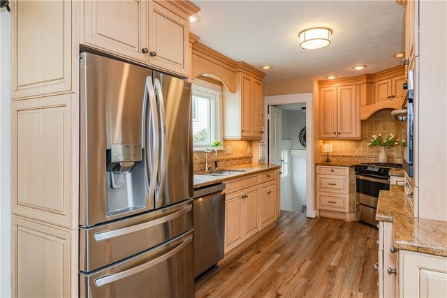 25 Aberdeen Avenue, Oakwood, OH 45419