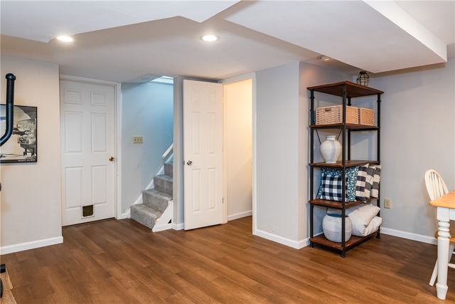 25 Aberdeen Avenue, Oakwood, OH 45419