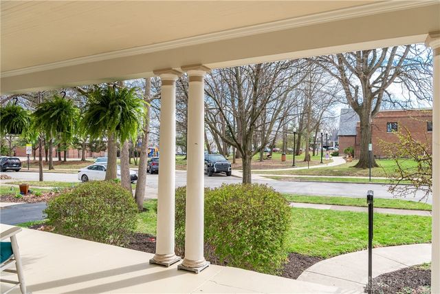 25 Aberdeen Avenue, Oakwood, OH 45419