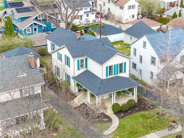 25 Aberdeen Avenue, Oakwood, OH 45419