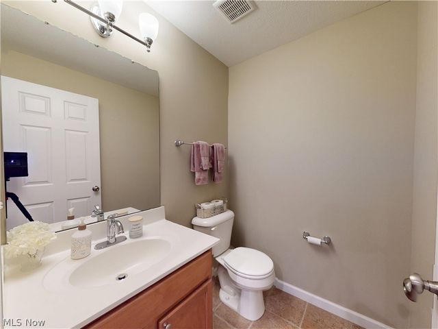 4406 Stoneledge Drive, Richmond Heights, OH 44143