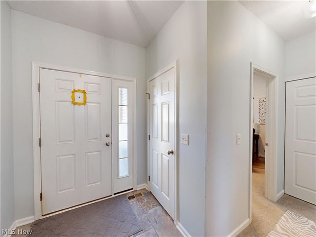 4406 Stoneledge Drive, Richmond Heights, OH 44143