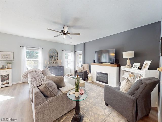 4406 Stoneledge Drive, Richmond Heights, OH 44143
