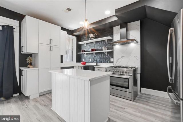 939 15TH ST SE, Washington, DC 20003