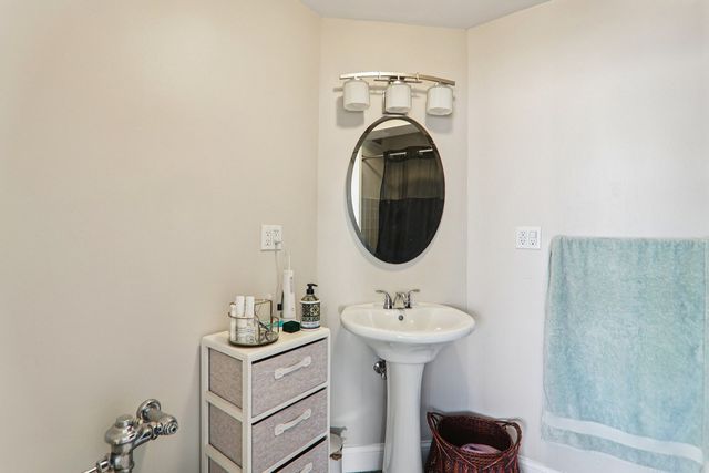 5801 N Sheridan Road 3D, Chicago, IL 60660