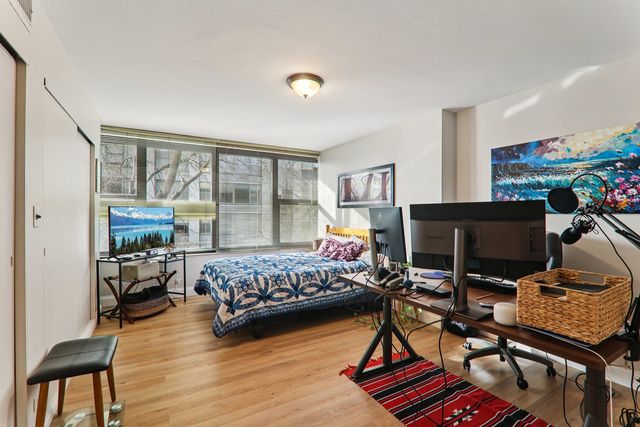 5801 N Sheridan Road 3D, Chicago, IL 60660