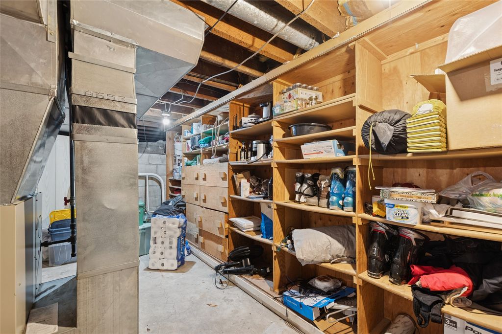 Image 13 of property listing at 30 Dakota Avenue, Whitefish, MT 59937