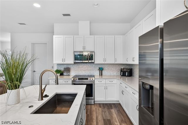 7753 Victoria Cove CT, Fort Myers, FL 33908