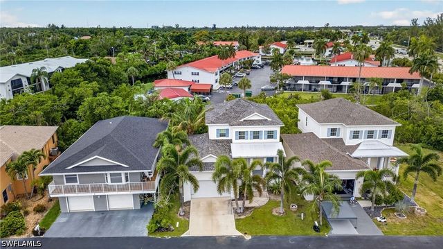 7753 Victoria Cove CT, Fort Myers, FL 33908