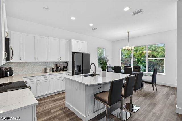 7753 Victoria Cove CT, Fort Myers, FL 33908