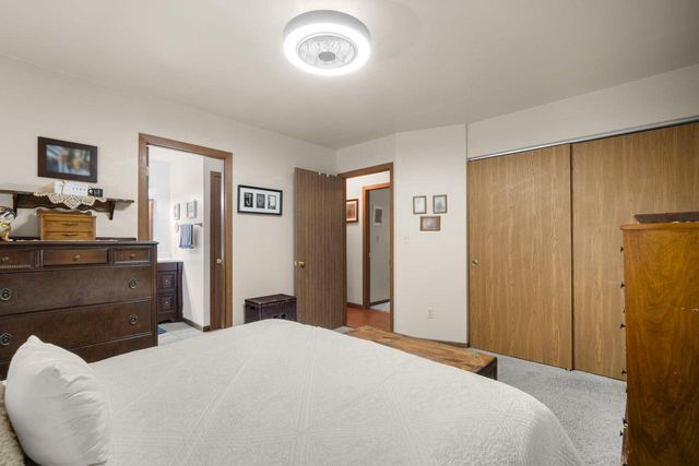 5553 S Swift AVENUE, Cudahy, WI 53110