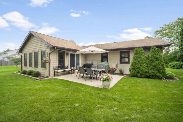 5553 S Swift AVENUE, Cudahy, WI 53110