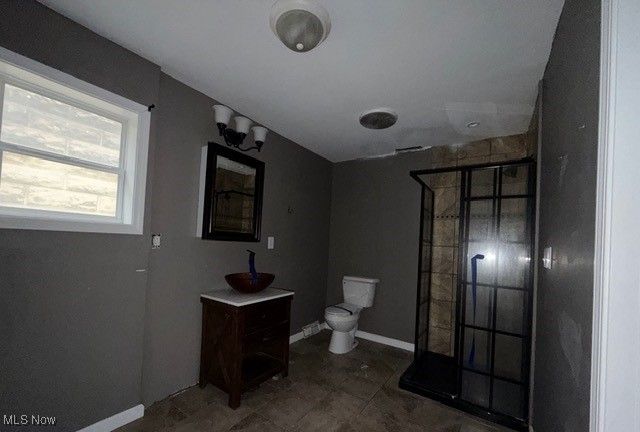 1135 Sharon Avenue, Zanesville, OH 43701