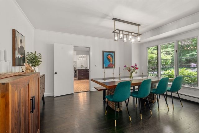 62 Mill St, Sherborn, MA 01770