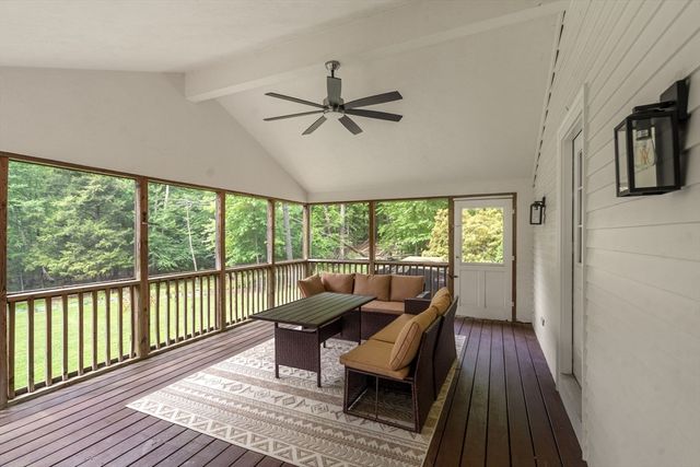62 Mill St, Sherborn, MA 01770