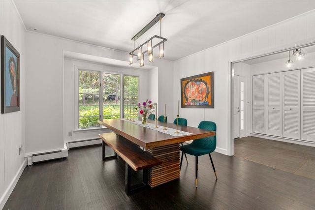 62 Mill St, Sherborn, MA 01770