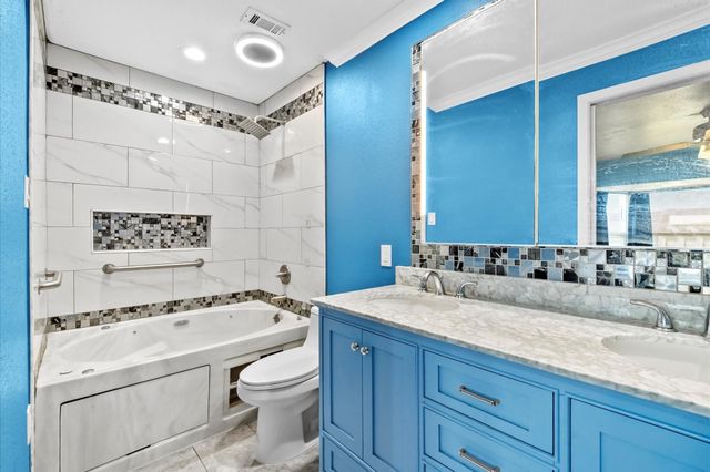 1025 Willow Oaks Circle, Pasadena, TX 77506