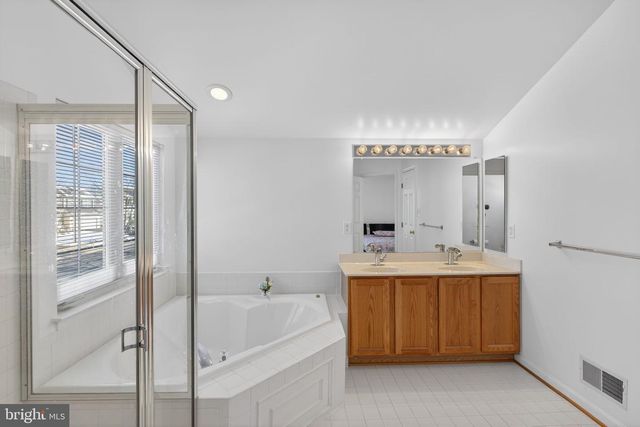 21310 PURPLE ASTER CT, Germantown, MD 20876