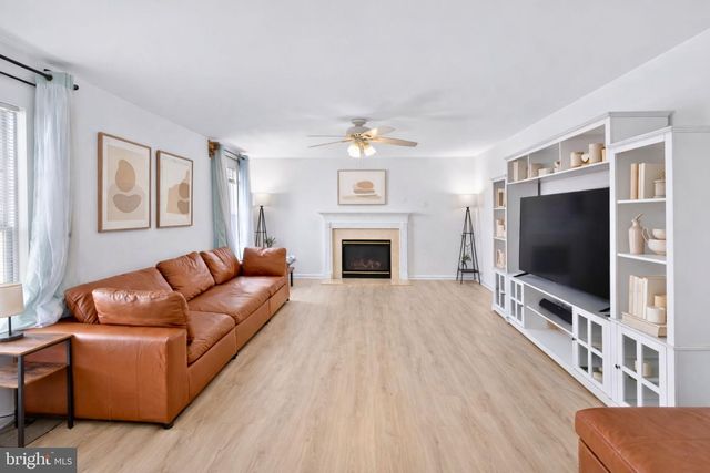 21310 PURPLE ASTER CT, Germantown, MD 20876