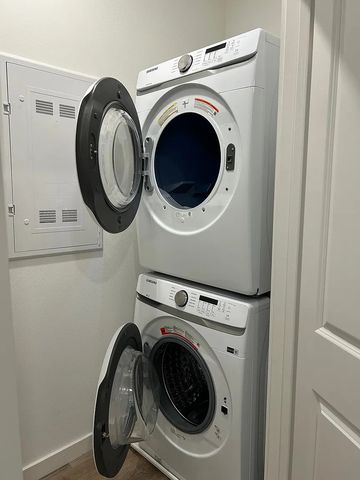 1028 17th Street, Plano, TX 75074