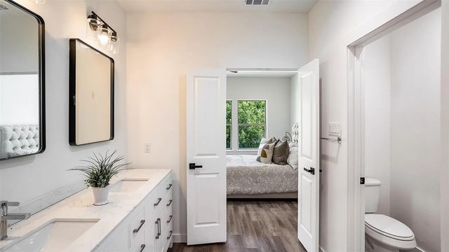 1028 17th Street, Plano, TX 75074