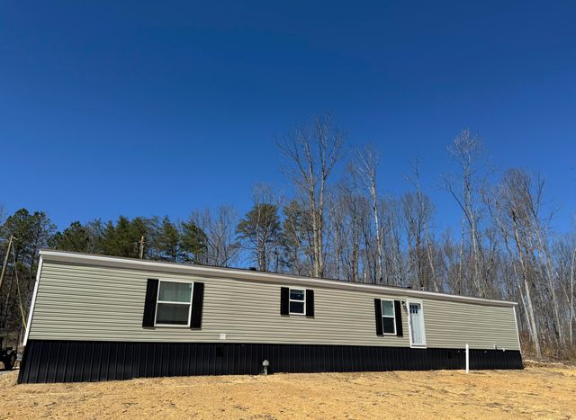 1710 Lamero-Cruise Road, East Bernstadt, KY 40729