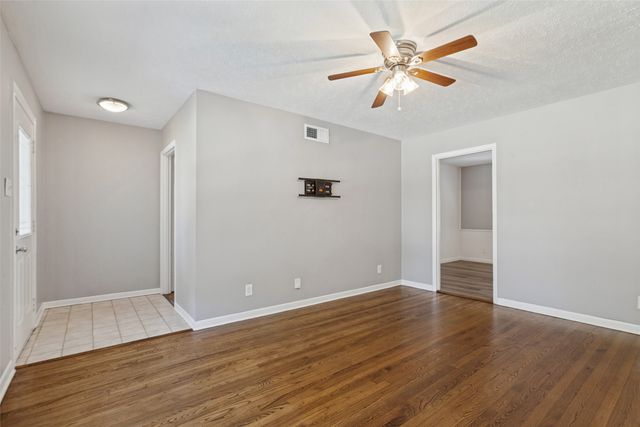 1335 Northlake Drive, Richardson, TX 75080