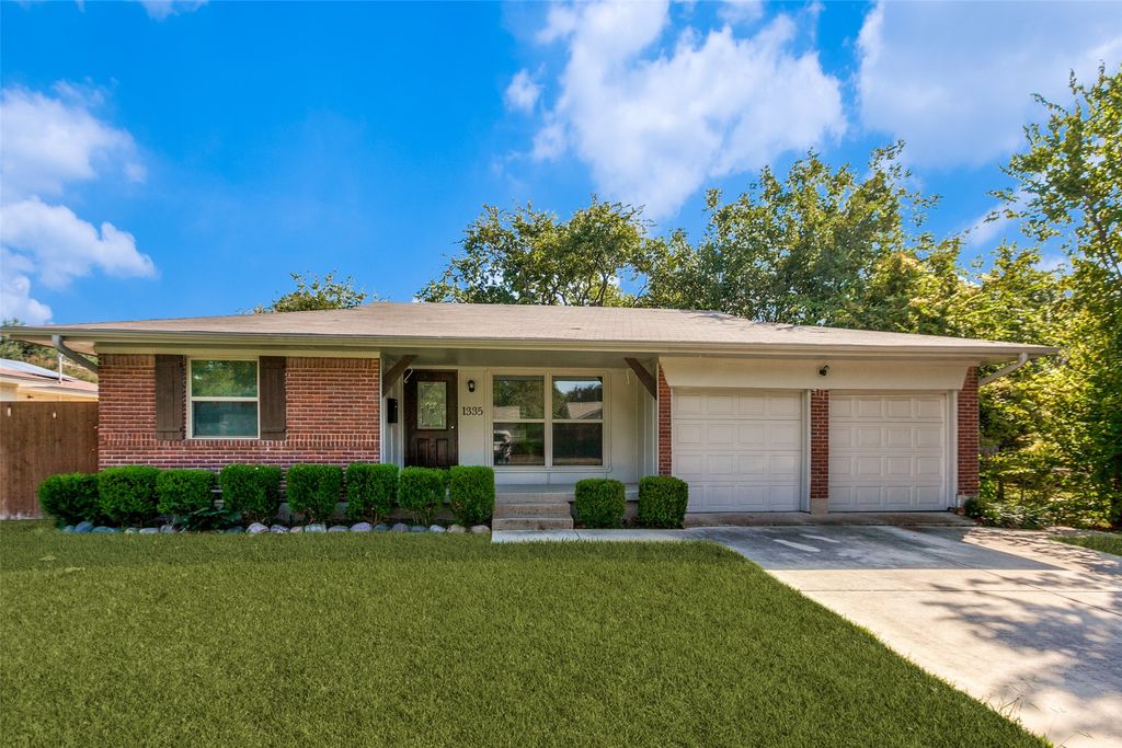1335 Northlake Drive, Richardson, TX 75080