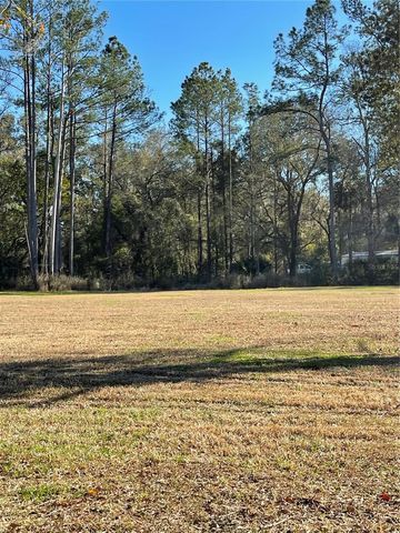 10379 NE HIGHWAY 314, Silver Springs, FL 34488
