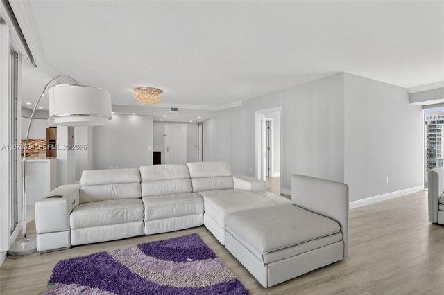 3370 Hidden Bay Drive 1501, Aventura, FL 33180