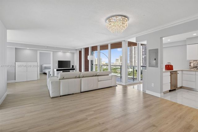 3370 Hidden Bay Drive 1501, Aventura, FL 33180