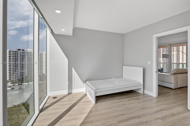 3370 Hidden Bay Drive 1501, Aventura, FL 33180