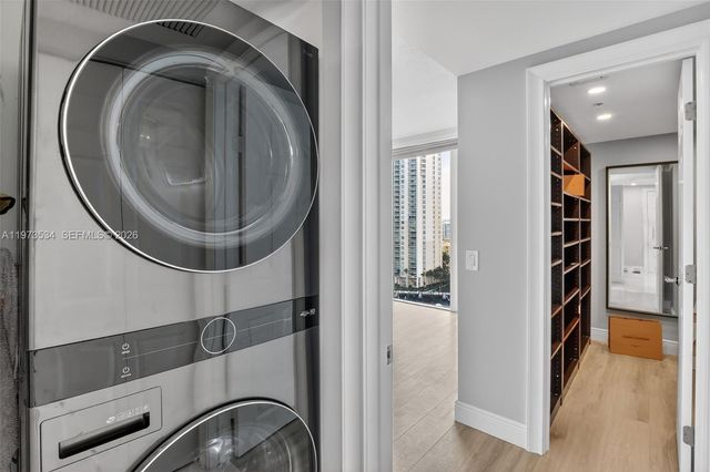 3370 Hidden Bay Drive 1501, Aventura, FL 33180