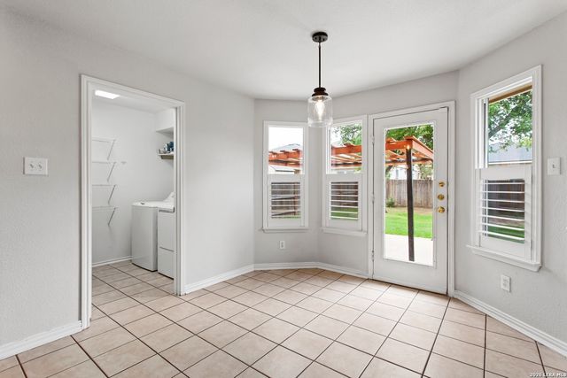 711 Chamomile, San Antonio, TX 78245