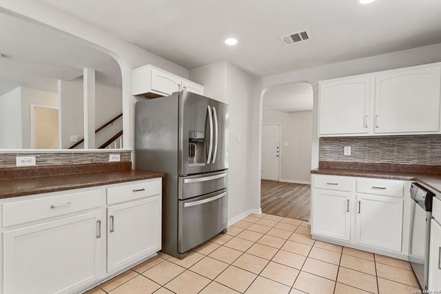 711 Chamomile, San Antonio, TX 78245