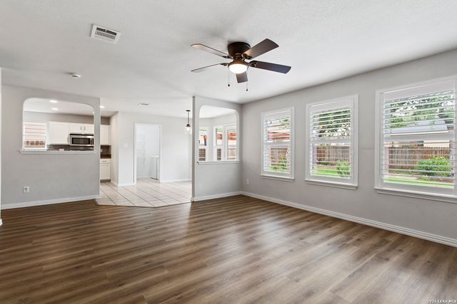711 Chamomile, San Antonio, TX 78245