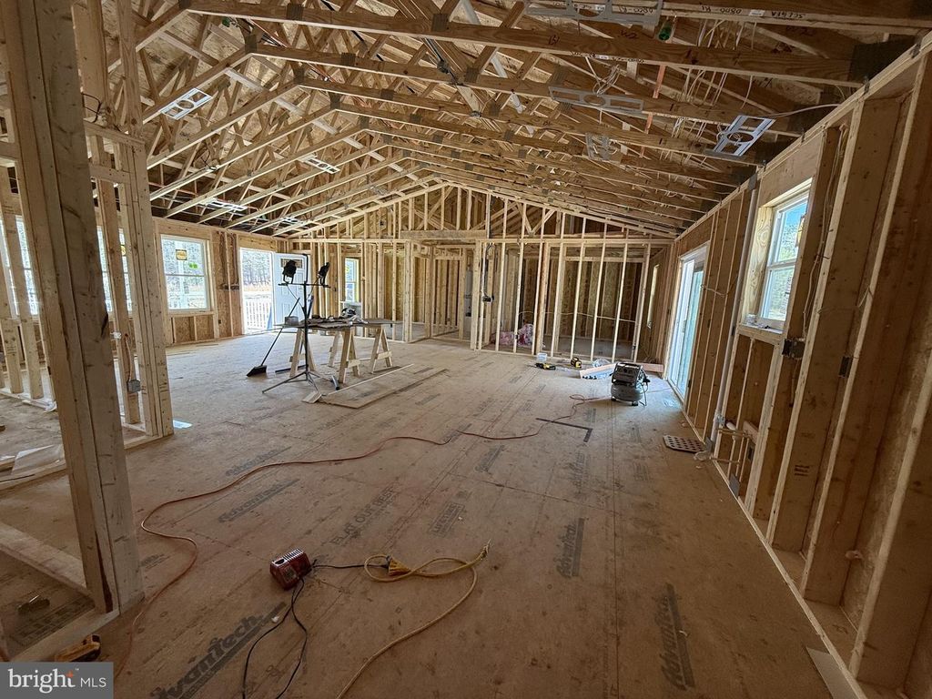 Image 4 of property listing at 13926 QUAIL CT, Greensboro, MD 21639