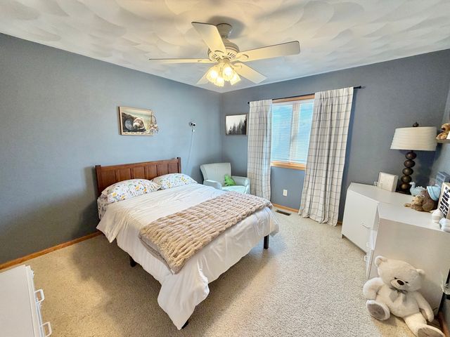 9102 River View Trail, Roscoe, IL 61073