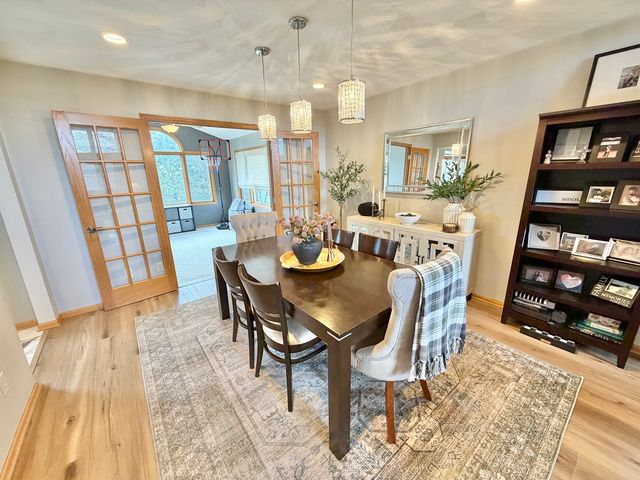 9102 River View Trail, Roscoe, IL 61073