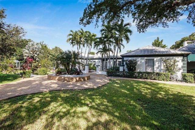 11155 SW 40th St, Davie, FL 33328