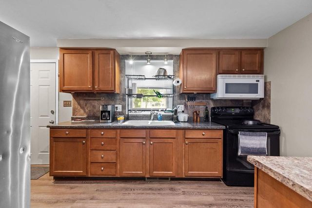 594 LINDA COURT, Kaukauna, WI 54130