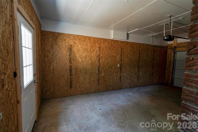 2994 Lutz Boulevard, Newton, NC 28658