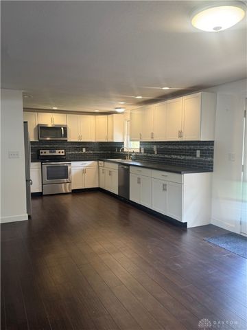 7150 Harshmanville Road, Dayton, OH 45424