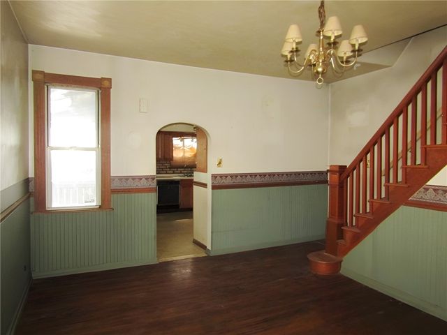 333 W 8th Ave, Tarentum, PA 15084