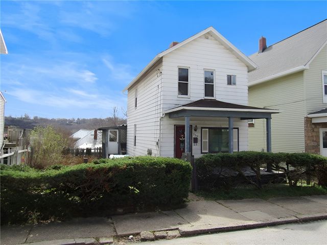 333 W 8th Ave, Tarentum, PA 15084