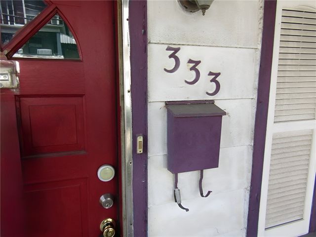 333 W 8th Ave, Tarentum, PA 15084