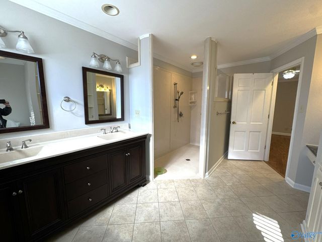 10022 SE Hampshire Drive, Huntsville, AL 35803