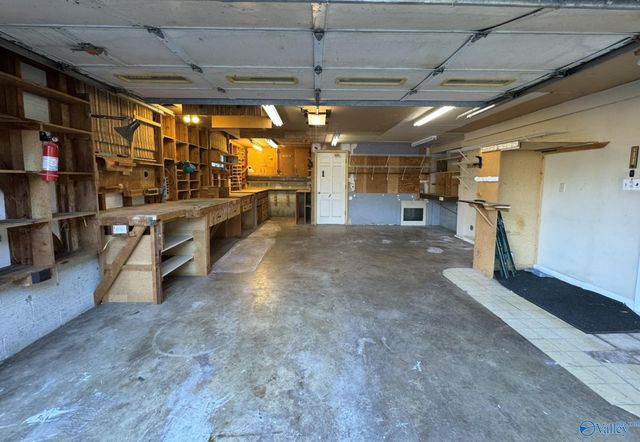 10022 SE Hampshire Drive, Huntsville, AL 35803